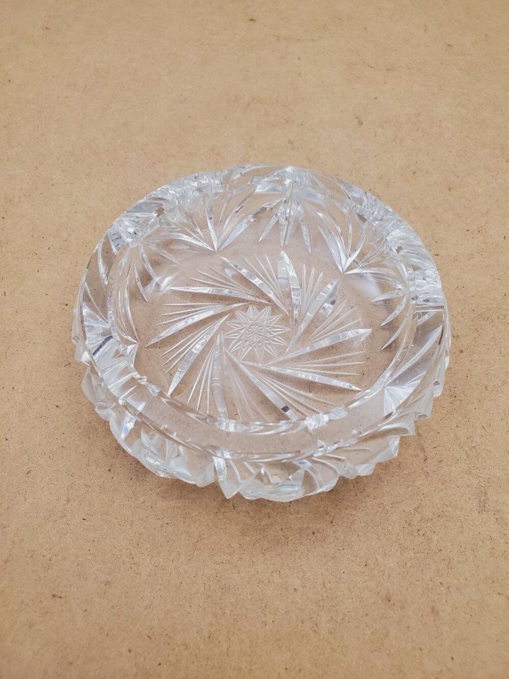 Vintage Pinwheel Crystal Ashtray Vintage heavy crystal ashtray with 4 rests,